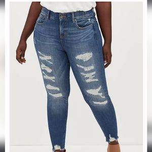 Torrid Bombshell Skinny Jeans High Rise Size 10 Tall